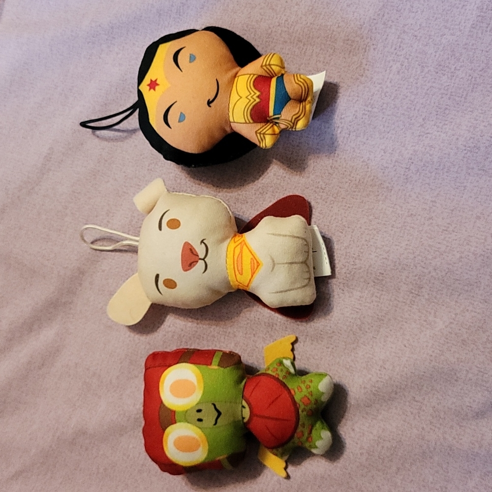 Set of 12 Super Pets Hanging Plush Out of Bag